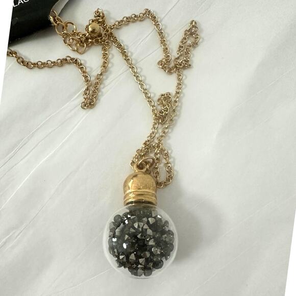 Holiday festive Christmas necklace loose sparkles in the clear ball 12”length - Picture 4 of 4